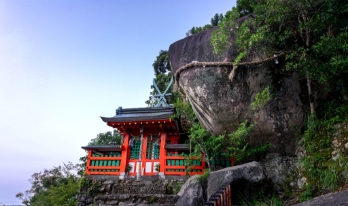摂社 神倉神社